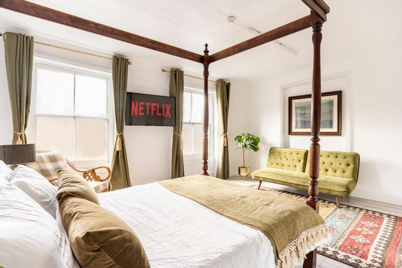לונדון Victorian Style Apartment W/ Four-Poster Bed In Camden Town מראה חיצוני תמונה
